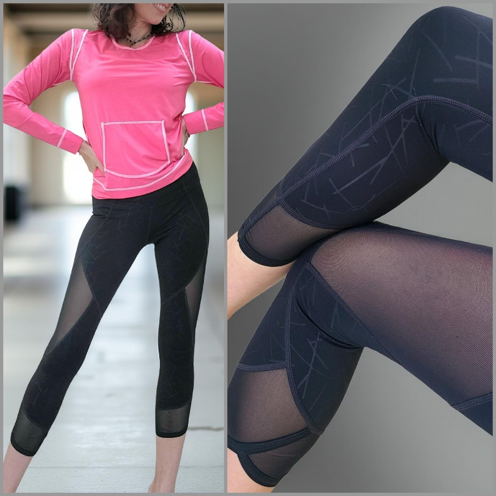 NWOT Athleta Mesh Panel Black Leggings Size S